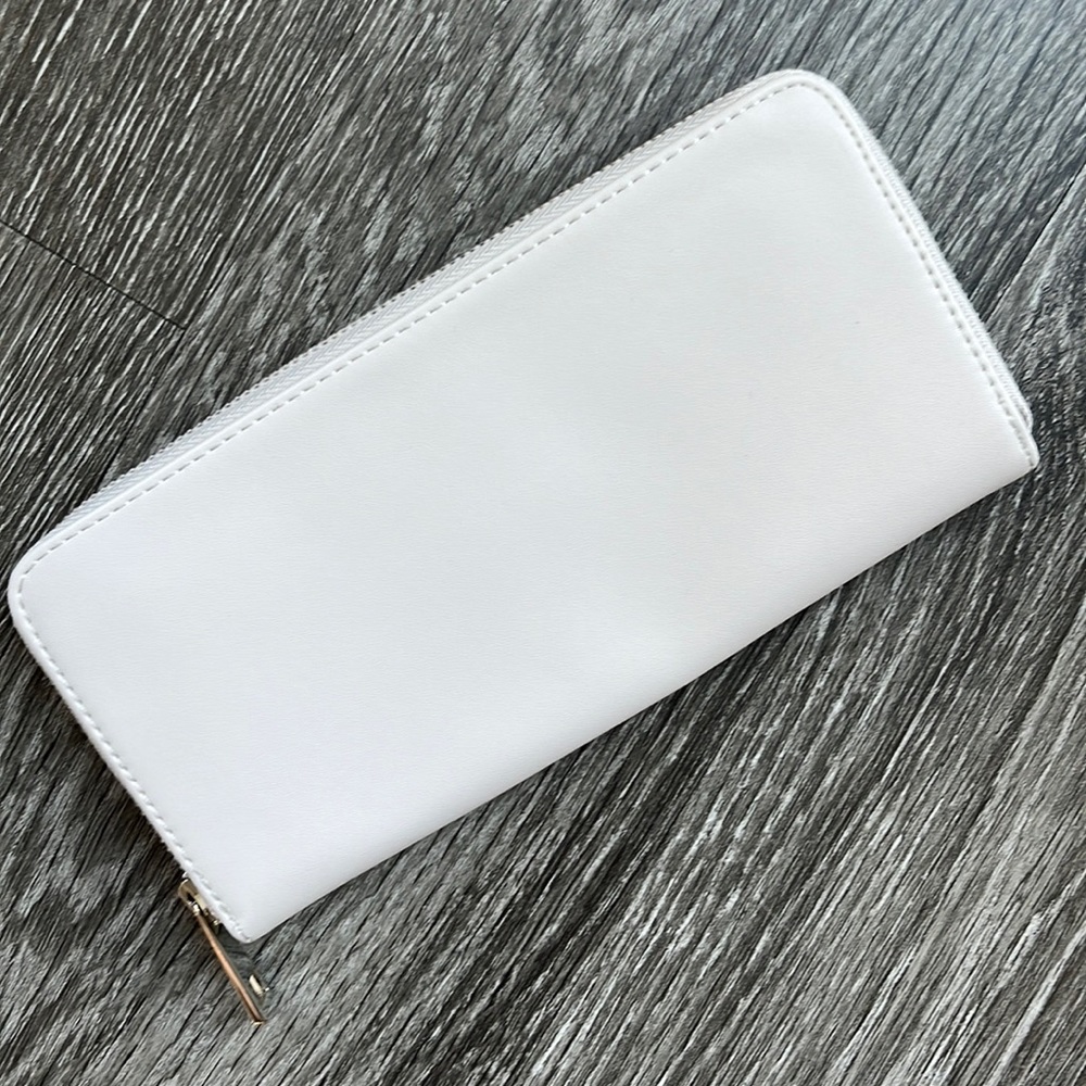New: Target Wallet - Picture 2 of 4